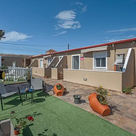 1 Omanai Tenerife Sur Apartman *